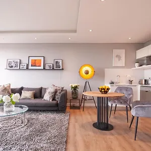 https://the-warwick.hotels-capetown.com